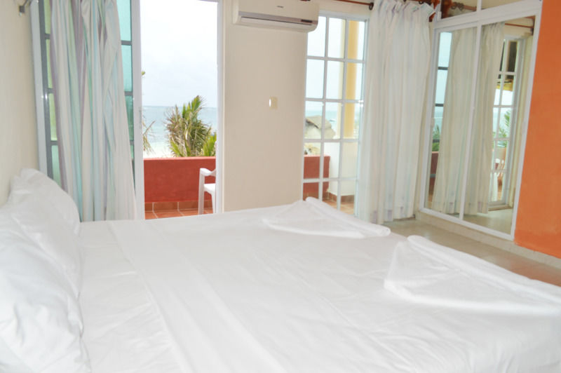 Cielo Beach Hotel Puerto Morelos Eksteriør billede